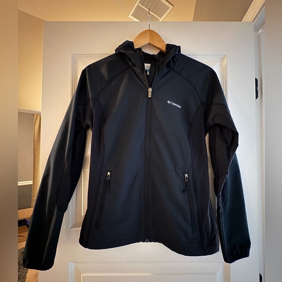 Columbia Black Hooded Rain Jacket - Picture 1 of 4